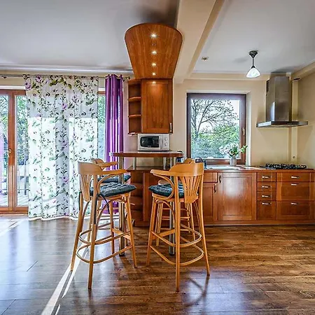 아파트 Visitzakopane - Rodzinny 자코파네